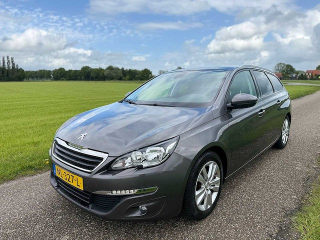 Peugeot - 2017 - 308 sw - 1.2 puret.blue lion - nl-327-l - personenauto - afbeelding 1 van  13