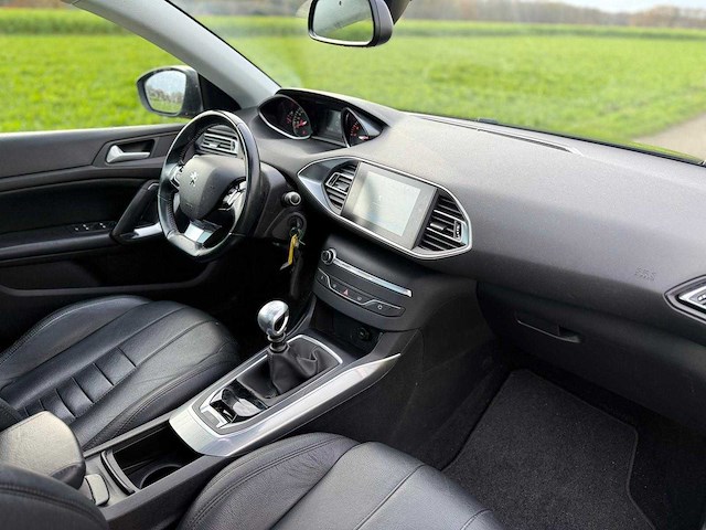 Peugeot - 2019 - 308 sw - 1.5 bluehdi bl. pr. - xn-340-l - afbeelding 15 van  15