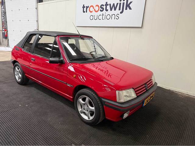 Peugeot - 205 - 1.4 - cabriolet - personenauto - 1995 - afbeelding 1 van  9