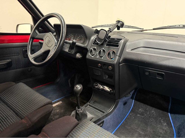 Peugeot - 205 - 1.4 - cabriolet - personenauto - 1995 - afbeelding 11 van  42