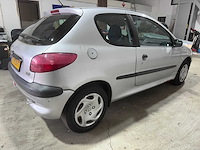 Peugeot - 206 - 1.1 xr - 63-nsn-1- 2001 - afbeelding 8 van  13