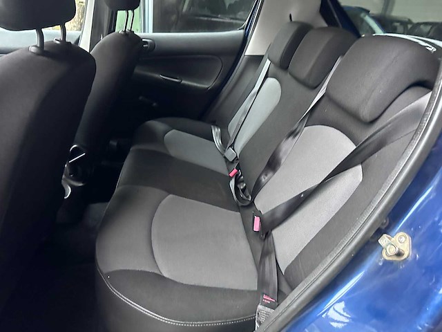 Peugeot - 206 - 1.4 one-line - 53-tt-bg - afbeelding 3 van  9