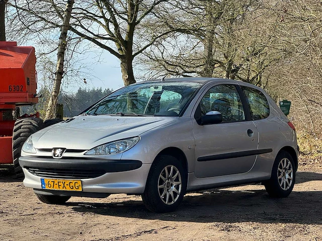 Peugeot - 206 - 1.4 xt - 2000 - 67-fx-gg - afbeelding 1 van  11
