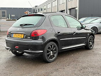 Peugeot - 206 - 1.4 xt - car - 2003 |17-lv-lz|iaw - afbeelding 8 van  13