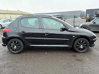 Peugeot - 206 - 1.4 xt - car - 2003 |17-lv-lz|iaw - afbeelding 9 van  13