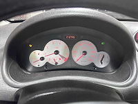 Peugeot - 206 cc - 1.6-16v automaat- 10-jt-nd- 2002 - afbeelding 4 van  20