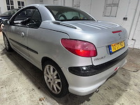 Peugeot - 206 cc - 1.6-16v automaat- 10-jt-nd- 2002 - afbeelding 9 van  17