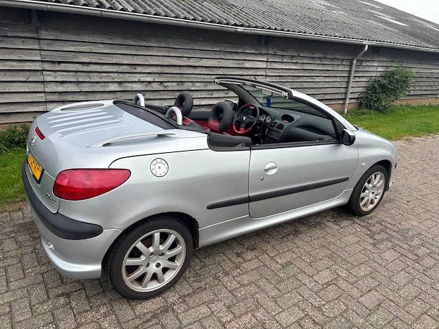 Peugeot - 206 cc - 1.6-16v premium - car - 2003 - afbeelding 16 van  24