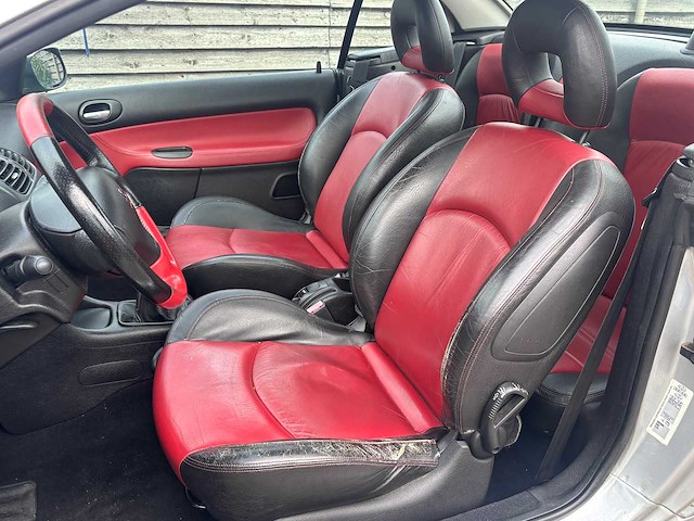 Peugeot - 206 cc - 1.6-16v premium - car - 2003 - afbeelding 10 van  24