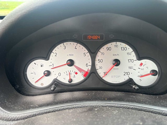 Peugeot - 206 cc - 1.6-16v premium - car - 2003 - afbeelding 12 van  24