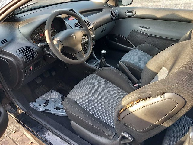 Peugeot - 206 cc - cabriolet - 1.6-16v - personenauto - afbeelding 6 van  12