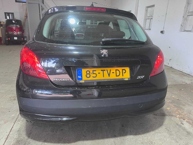 Peugeot - 207 - 1.4-16v x-line - 85-tv-dp- 2007 - afbeelding 13 van  19