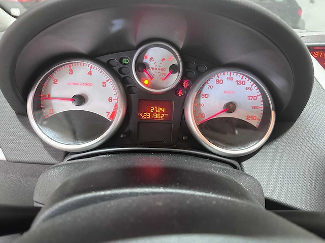 Peugeot - 207 - 1.4-16v x-line - 85-tv-dp- 2007 - afbeelding 19 van  19