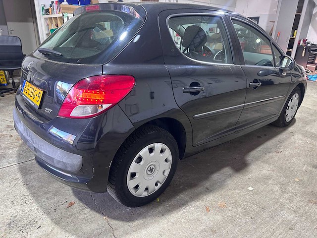 Peugeot - 207 - 1.4 vti access - 82-sbg-5- 2011 - afbeelding 11 van  16