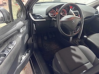 Peugeot - 207 - 1.4 vti access - 82-sbg-5- 2011 - afbeelding 14 van  16