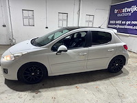 Peugeot - 207 - 1.6-16v t féline - 28-lbb-7 - afbeelding 12 van  24