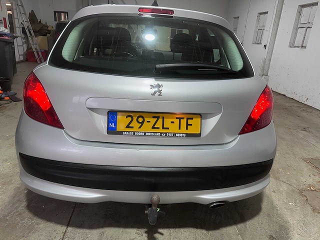 Peugeot - 207 - 1.6 vti xs automaat- 29-zl-tf- 2008 - afbeelding 12 van  18