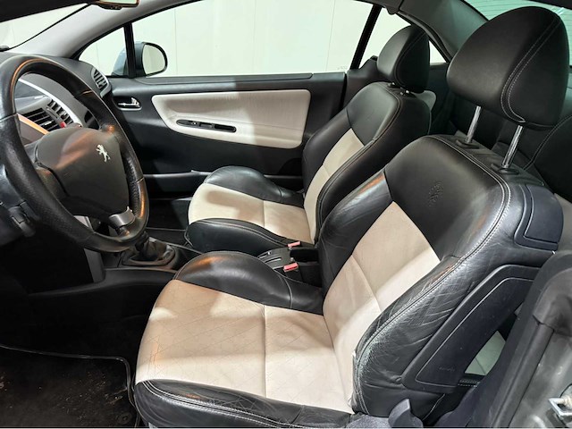 Peugeot - 207 cc - 1.6 120 pk rolland garros - personenauto - 2010 - afbeelding 6 van  23