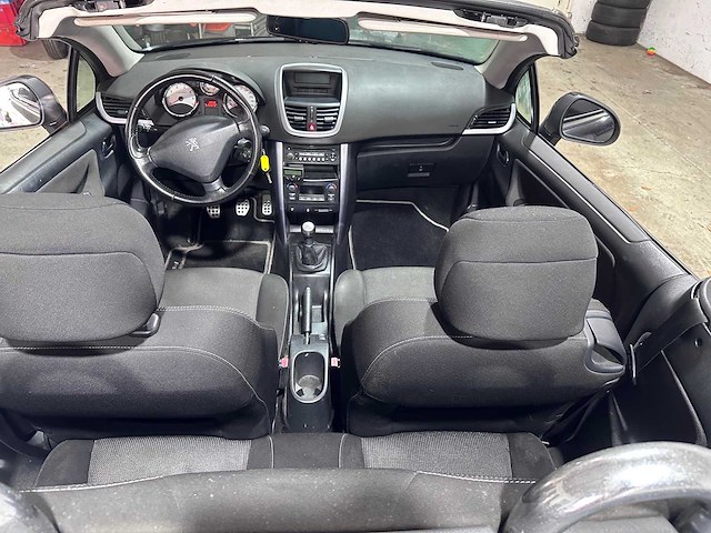 Peugeot - 207 cc - 1.6 vti - car - afbeelding 18 van  18