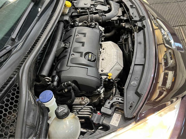 Peugeot - 207 cc - 1.6 vti -personenauto - 2012 - afbeelding 11 van  19