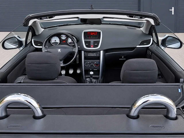 Peugeot - 207 cc - 1.6 vti première - 2007 - 32-xd-hn - personenauto - afbeelding 4 van  19