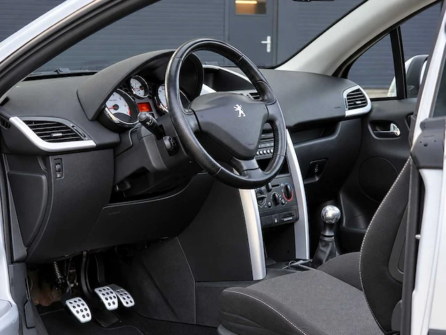 Peugeot - 207 cc - 1.6 vti première - 2007 - 32-xd-hn - personenauto - afbeelding 19 van  19