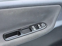 Peugeot - 207 cc - 1.6 vti première - 2007 - 32-xd-hn - personenauto - afbeelding 9 van  19