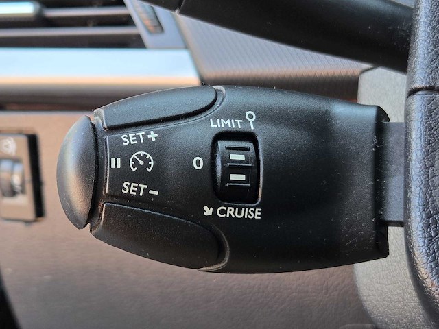 Peugeot - 207 cc - 2012 - cabrio - 1.6 vti griffe - 44-tpg-6 - personenauto - afbeelding 8 van  25