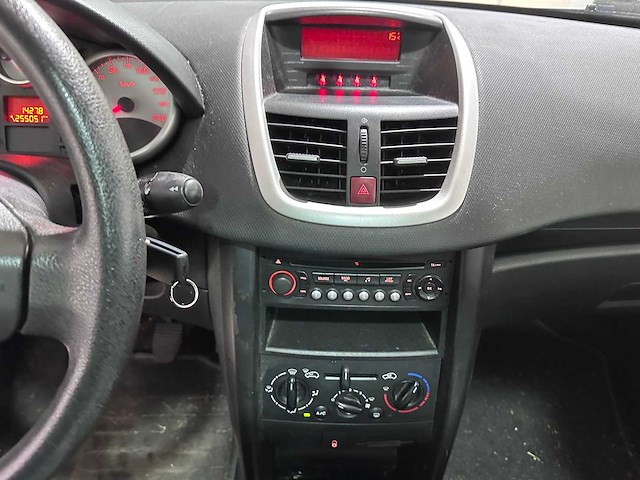 Peugeot - 207 sw - 1.4 vti xs - 81-njt-9- 2009 - afbeelding 4 van  18