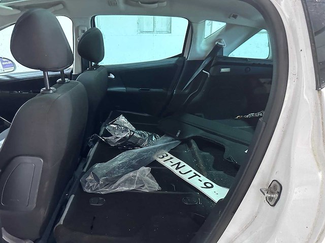 Peugeot - 207 sw - 1.4 vti xs - 81-njt-9- 2009 - afbeelding 7 van  18