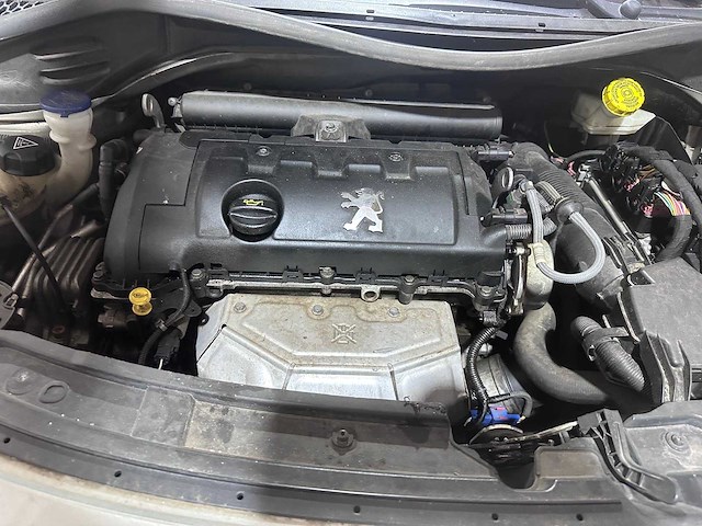 Peugeot - 207 sw - 1.6 vti xs - car - 2008 - afbeelding 9 van  16
