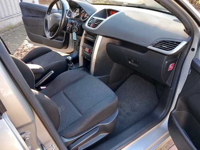 Peugeot - 207 sw - 1.6 vti xs première - personenauto - afbeelding 6 van  17
