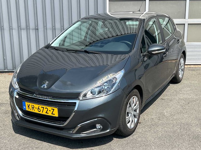 Peugeot - 208 - 1.2 puret. blue lion - car - 2016 - afbeelding 1 van  21