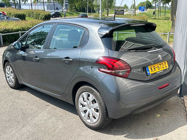 Peugeot - 208 - 1.2 puret. blue lion - car - 2016 - afbeelding 16 van  21