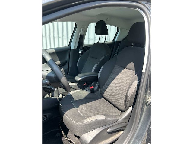 Peugeot - 208 - 1.2 puret. blue lion - car - 2016 - afbeelding 18 van  21