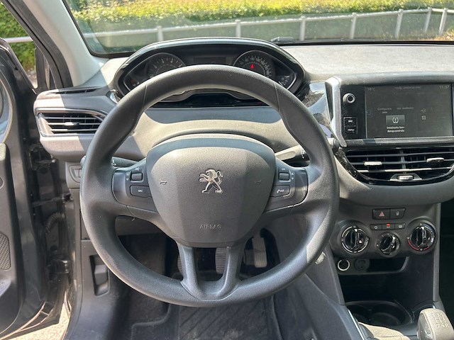 Peugeot - 208 - 1.2 puret. blue lion - car - 2016 - afbeelding 20 van  21