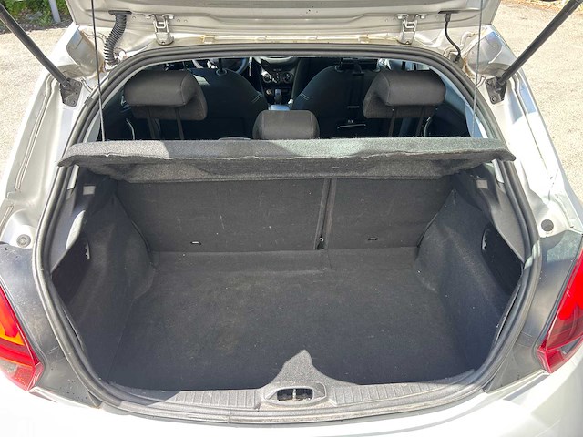 Peugeot - 208 - 1.2 puret. blue lion - car - 2017 - afbeelding 9 van  25