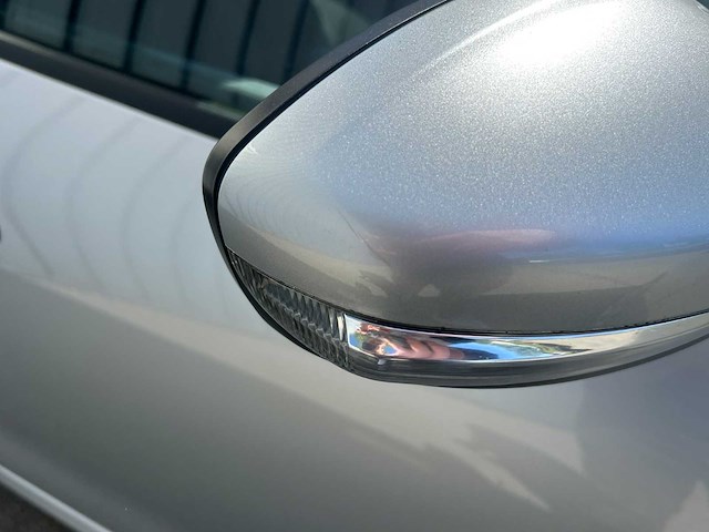 Peugeot - 208 - 1.2 puret. blue lion - car - 2017 - afbeelding 10 van  25