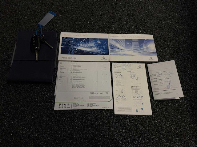 Peugeot - 208 - 1.2 puretech allure - car - 2018|sv-597-k|iaw - afbeelding 9 van  24