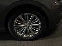 Peugeot - 208 - 1.2 puretech allure - car - 2018|sv-597-k|iaw - afbeelding 16 van  24