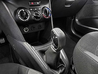 Peugeot - 208 - 1.2 vti blue lease 4-khn-67 2013 iaw - afbeelding 5 van  36