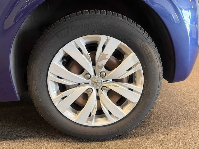 Peugeot - 208 - 1.2 vti blue lease 4-khn-67 2013 iaw - afbeelding 31 van  36