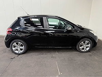 Peugeot - 208 - personenauto - 2015 - afbeelding 23 van  27