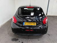 Peugeot - 208 - personenauto - 2015 - afbeelding 25 van  27