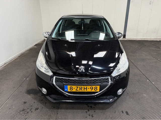 Peugeot - 208 - personenauto - 2015 - afbeelding 26 van  27