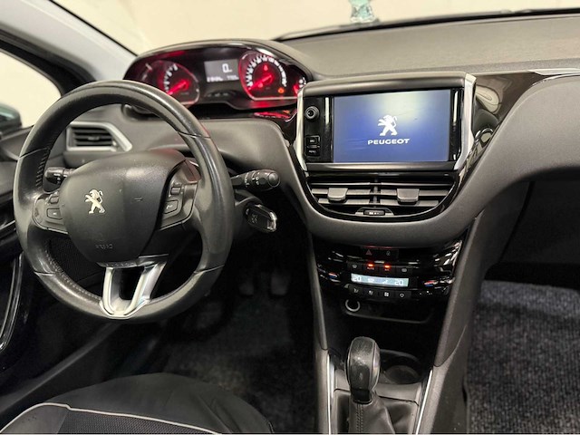 Peugeot - 208 - personenauto - 2015 - afbeelding 4 van  27