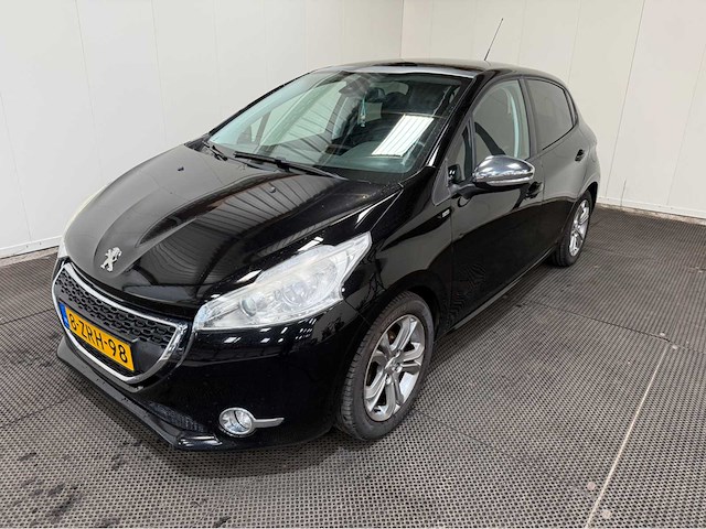 Peugeot - 208 - personenauto - 2015 - afbeelding 1 van  27