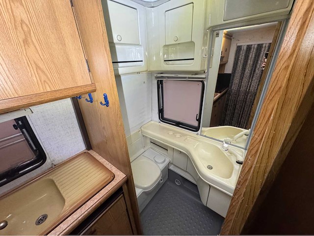 Peugeot - 280 g 52 - bürstner mobil - camper - afbeelding 8 van  34