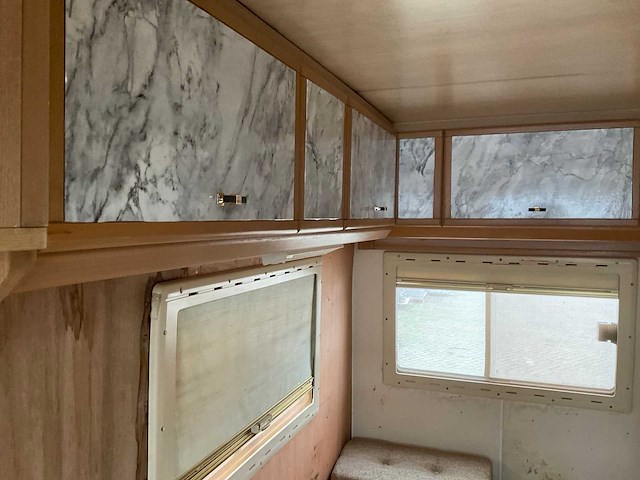 Peugeot - 280l - camper - afbeelding 10 van  35