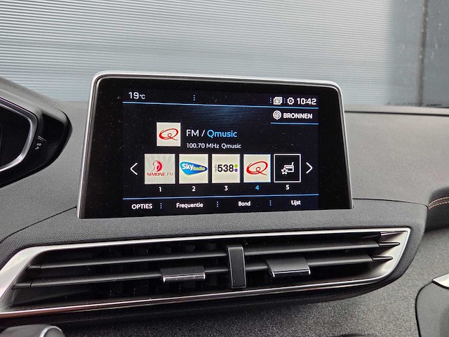 Peugeot - 3008 - 1.2 puretech gt line - 2018 - tl-138-n - personenauto - afbeelding 18 van  36
